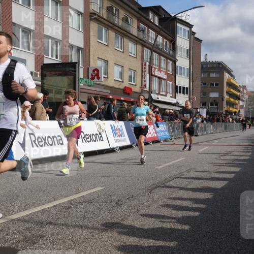 15.09.2024 - PSD Bank Halbmarathon Michael Strokosch http://msf.ph/oto/7068021 15.09.2024 12:04:01 Ziel 1674, 1741, 1756, 2136, 2363, 2372, 2720, 2880, 2943, 2945 meine-sportfotos.de