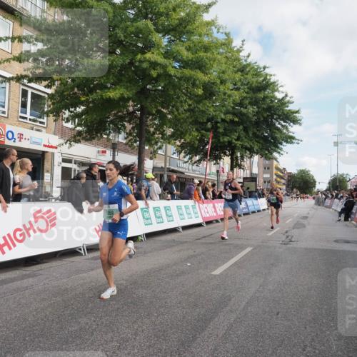 15.09.2024 - PSD Bank Halbmarathon Miley Keyser http://msf.ph/oto/7068023 15.09.2024 11:19:28 Ziel 401, 608, 628, 630, 820, 822, 859, 870, 887, 1070, 2468 meine-sportfotos.de