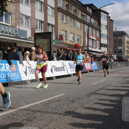15.09.2024 - PSD Bank Halbmarathon Michael Strokosch http://msf.ph/oto/7068024 15.09.2024 12:04:01 Ziel 1674, 1741, 1756, 2136, 2363, 2372, 2720, 2880, 2943, 2945 meine-sportfotos.de