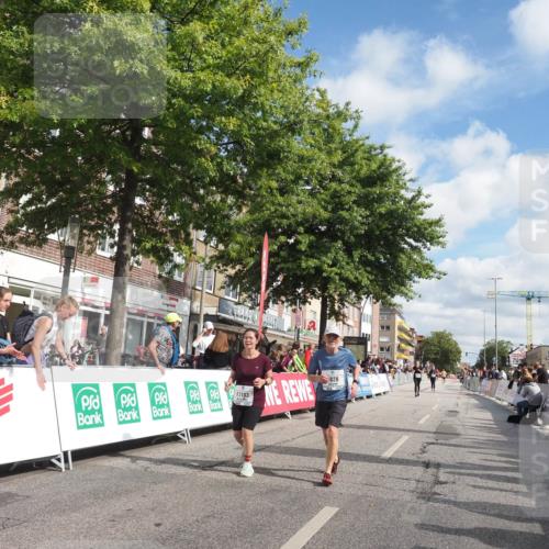 15.09.2024 - PSD Bank Halbmarathon Miley Keyser http://msf.ph/oto/7068030 15.09.2024 12:19:17 Ziel 1728, 1828, 3103, 3106, 3373, 3419, 3446, 3447 meine-sportfotos.de