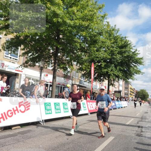 15.09.2024 - PSD Bank Halbmarathon Miley Keyser http://msf.ph/oto/7068046 15.09.2024 12:19:18 Ziel 1828, 3092, 3103, 3373, 3419, 3446, 3447 meine-sportfotos.de