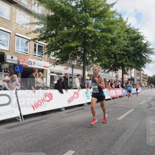 15.09.2024 - PSD Bank Halbmarathon Miley Keyser http://msf.ph/oto/7068061 15.09.2024 11:19:30 Ziel 401, 605, 608, 628, 630, 637, 820, 822, 858, 859, 870, 887, 1070, 2468 meine-sportfotos.de