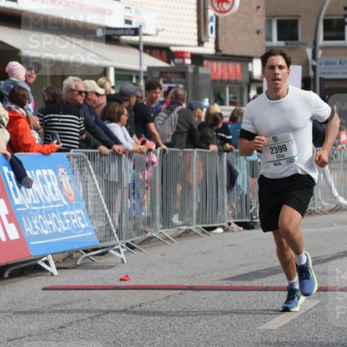 15.09.2024 - PSD Bank Halbmarathon Michael Strokosch http://msf.ph/oto/7068110 15.09.2024 12:04:21 Ziel 1938, 2399, 3027, 3194 meine-sportfotos.de