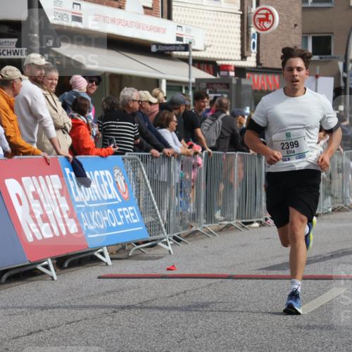 15.09.2024 - PSD Bank Halbmarathon Michael Strokosch http://msf.ph/oto/7068112 15.09.2024 12:04:21 Ziel 1938, 2399, 3027, 3194 meine-sportfotos.de