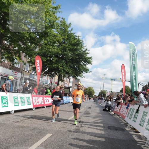 15.09.2024 - PSD Bank Halbmarathon Miley Keyser http://msf.ph/oto/7068131 15.09.2024 12:19:38 Ziel 1613, 2867, 3092 meine-sportfotos.de