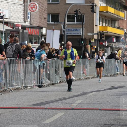 15.09.2024 - PSD Bank Halbmarathon Michael Strokosch http://msf.ph/oto/7068137 15.09.2024 12:04:24 Ziel 1938, 2399, 2965, 3027, 3194 meine-sportfotos.de