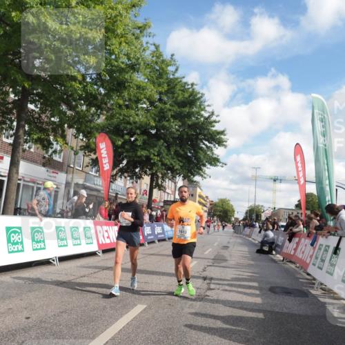 15.09.2024 - PSD Bank Halbmarathon Miley Keyser http://msf.ph/oto/7068149 15.09.2024 12:19:38 Ziel 1613, 2867, 3092 meine-sportfotos.de