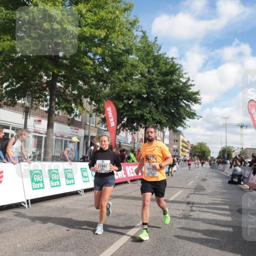 15.09.2024 - PSD Bank Halbmarathon Miley Keyser http://msf.ph/oto/7068165 15.09.2024 12:19:39 Ziel 1613, 2867, 3092 meine-sportfotos.de