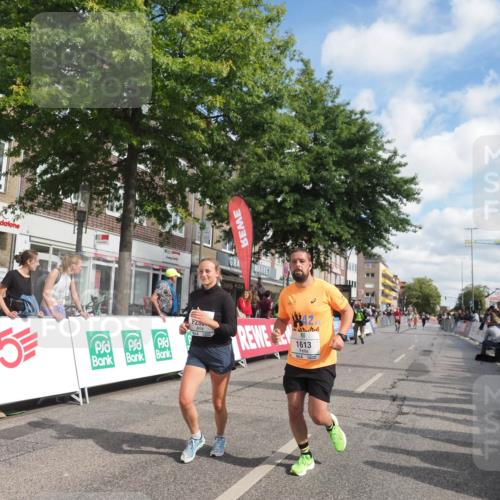 15.09.2024 - PSD Bank Halbmarathon Miley Keyser http://msf.ph/oto/7068171 15.09.2024 12:19:39 Ziel 1613, 2867, 3092 meine-sportfotos.de