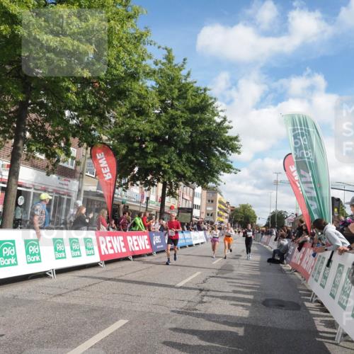 15.09.2024 - PSD Bank Halbmarathon Miley Keyser http://msf.ph/oto/7068193 15.09.2024 12:19:48 Ziel 1613, 2025, 2867, 2903, 3394, 3436 meine-sportfotos.de