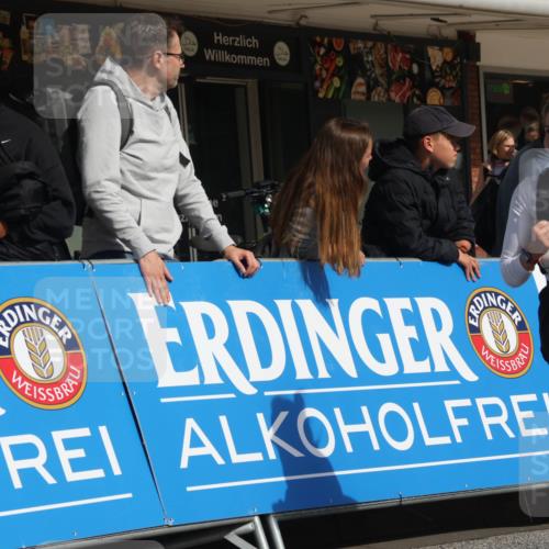 15.09.2024 - PSD Bank Halbmarathon Michael Strokosch http://msf.ph/oto/7068200 15.09.2024 12:04:35 Ziel 1938, 2134, 2708, 2871, 2960, 2965, 3004 meine-sportfotos.de