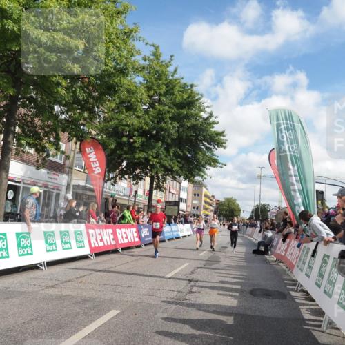 15.09.2024 - PSD Bank Halbmarathon Miley Keyser http://msf.ph/oto/7068202 15.09.2024 12:19:48 Ziel 1613, 2025, 2867, 2903, 3394, 3436 meine-sportfotos.de