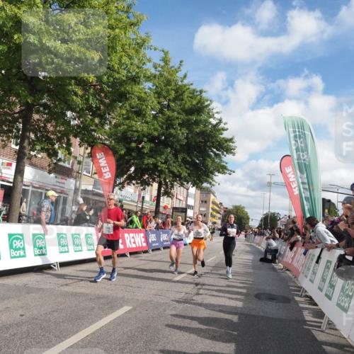 15.09.2024 - PSD Bank Halbmarathon Miley Keyser http://msf.ph/oto/7068248 15.09.2024 12:19:50 Ziel 1613, 2025, 2867, 2903, 3394, 3436 meine-sportfotos.de