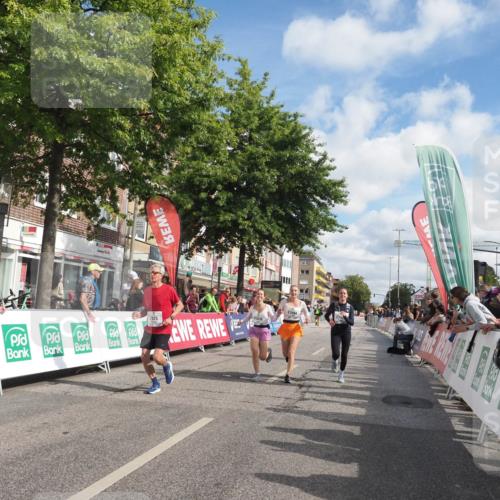 15.09.2024 - PSD Bank Halbmarathon Miley Keyser http://msf.ph/oto/7068258 15.09.2024 12:19:50 Ziel 1613, 2025, 2867, 2903, 3394, 3436 meine-sportfotos.de