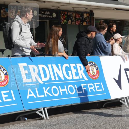 15.09.2024 - PSD Bank Halbmarathon Michael Strokosch http://msf.ph/oto/7068269 15.09.2024 12:04:50 Ziel 1456, 2346, 2708, 2881, 2901, 3122, 3133 meine-sportfotos.de