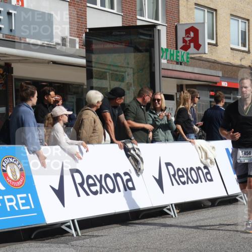 15.09.2024 - PSD Bank Halbmarathon Michael Strokosch http://msf.ph/oto/7068315 15.09.2024 12:04:58 Ziel 1456, 2164, 2346, 2562, 2726, 2881, 2901, 3054, 3122, 3133 meine-sportfotos.de