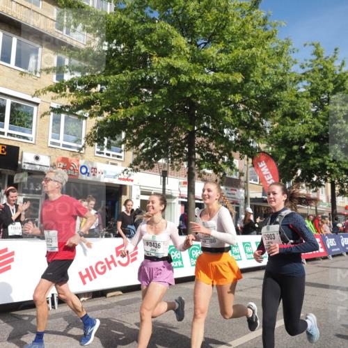 15.09.2024 - PSD Bank Halbmarathon Miley Keyser http://msf.ph/oto/7068316 15.09.2024 12:19:52 Ziel 1613, 2025, 2867, 2903, 3394, 3436, 3440 meine-sportfotos.de