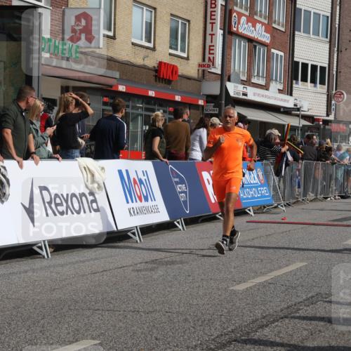 15.09.2024 - PSD Bank Halbmarathon Michael Strokosch http://msf.ph/oto/7068332 15.09.2024 12:05:01 Ziel 1456, 2164, 2191, 2346, 2562, 2726, 2881, 2901, 3054, 3122 meine-sportfotos.de