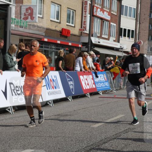 15.09.2024 - PSD Bank Halbmarathon Michael Strokosch http://msf.ph/oto/7068341 15.09.2024 12:05:02 Ziel 1456, 2164, 2191, 2346, 2562, 2726, 2881, 2901, 3054, 3122 meine-sportfotos.de