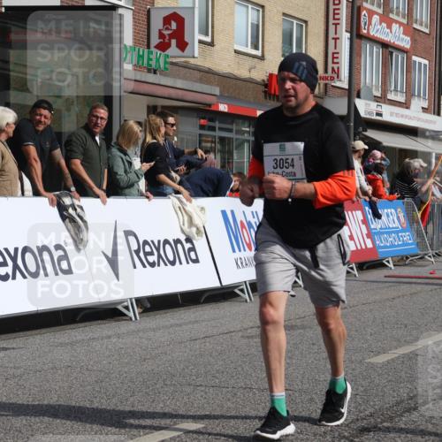 15.09.2024 - PSD Bank Halbmarathon Michael Strokosch http://msf.ph/oto/7068355 15.09.2024 12:05:04 Ziel 1456, 2164, 2191, 2562, 2726, 2786, 3054 meine-sportfotos.de