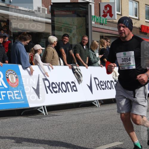 15.09.2024 - PSD Bank Halbmarathon Michael Strokosch http://msf.ph/oto/7068357 15.09.2024 12:05:04 Ziel 1456, 2164, 2191, 2562, 2726, 2786, 3054 meine-sportfotos.de