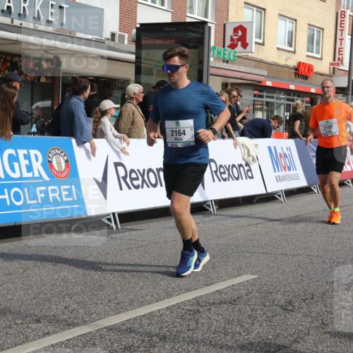 15.09.2024 - PSD Bank Halbmarathon Michael Strokosch http://msf.ph/oto/7068388 15.09.2024 12:05:08 Ziel 1456, 1656, 1718, 2164, 2191, 2304, 2419, 2562, 2726, 2786, 3054 meine-sportfotos.de