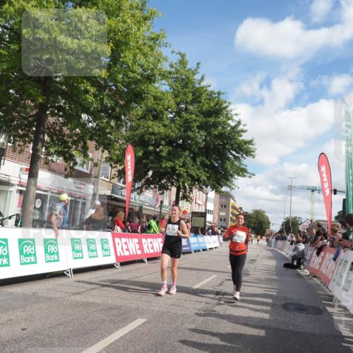 15.09.2024 - PSD Bank Halbmarathon Miley Keyser http://msf.ph/oto/7068391 15.09.2024 12:20:10 Ziel 2215, 2295, 2739, 3085, 3152, 3440, 3540 meine-sportfotos.de