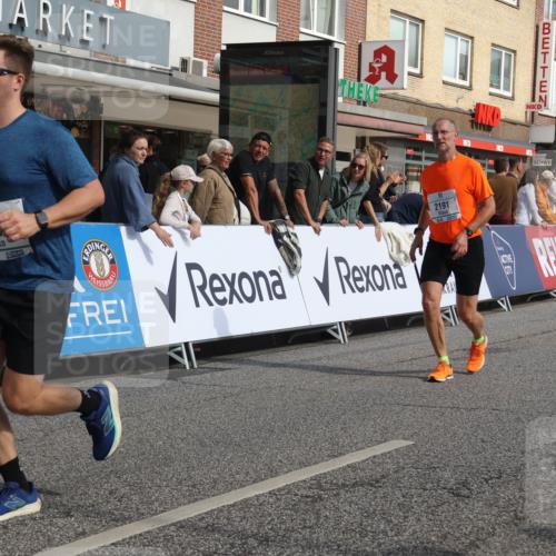 15.09.2024 - PSD Bank Halbmarathon Michael Strokosch http://msf.ph/oto/7068392 15.09.2024 12:05:09 Ziel 1456, 1656, 1718, 2164, 2191, 2304, 2419, 2562, 2726, 2786, 3054 meine-sportfotos.de