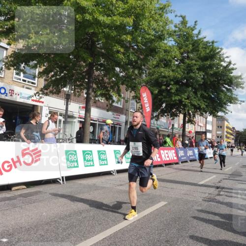15.09.2024 - PSD Bank Halbmarathon Miley Keyser http://msf.ph/oto/7068454 15.09.2024 12:20:15 Ziel 2215, 2295, 2739, 3085, 3152, 3540 meine-sportfotos.de