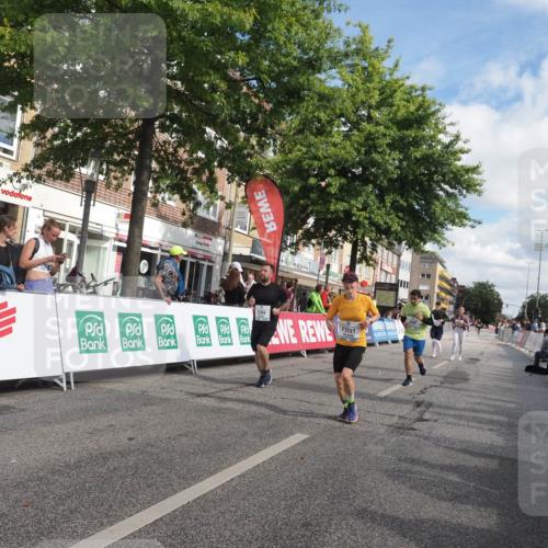 15.09.2024 - PSD Bank Halbmarathon Miley Keyser http://msf.ph/oto/7068500 15.09.2024 12:20:26 Ziel 1284, 2215, 2525, 2543, 3231, 3483, 3540 meine-sportfotos.de