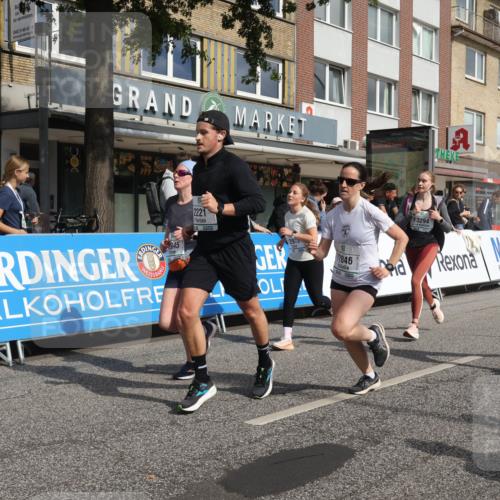15.09.2024 - PSD Bank Halbmarathon Michael Strokosch http://msf.ph/oto/7068530 15.09.2024 12:05:30 Ziel 2014, 2043, 2095, 2199, 2221, 2515, 2845, 2846, 2955, 2973, 3068, 3294, 3364 meine-sportfotos.de