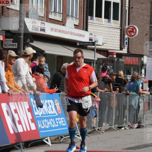 15.09.2024 - PSD Bank Halbmarathon Michael Strokosch http://msf.ph/oto/7068540 15.09.2024 12:05:33 Ziel 2014, 2043, 2221, 2845, 2846, 2955, 2973, 3068, 3294, 3364 meine-sportfotos.de