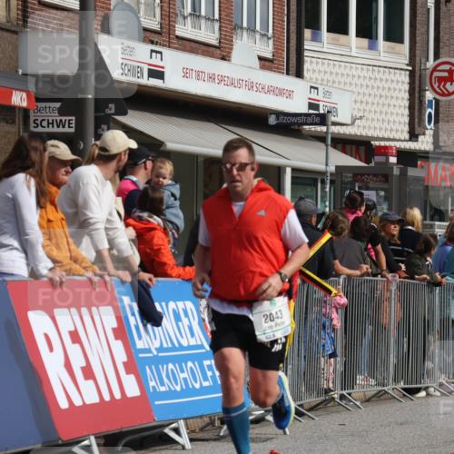 15.09.2024 - PSD Bank Halbmarathon Michael Strokosch http://msf.ph/oto/7068545 15.09.2024 12:05:33 Ziel 2014, 2043, 2221, 2845, 2846, 2955, 2973, 3068, 3294, 3364 meine-sportfotos.de