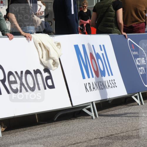 15.09.2024 - PSD Bank Halbmarathon Michael Strokosch http://msf.ph/oto/7068551 15.09.2024 12:05:34 Ziel 2043, 2221, 2845, 2846, 2955, 2973, 3042, 3068, 3294, 3364 meine-sportfotos.de