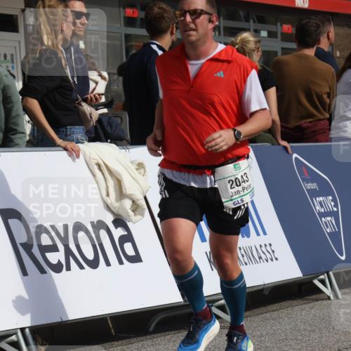 15.09.2024 - PSD Bank Halbmarathon Michael Strokosch http://msf.ph/oto/7068560 15.09.2024 12:05:35 Ziel 1684, 2043, 2221, 2787, 2845, 2846, 2973, 3042, 3068, 3294, 3364 meine-sportfotos.de