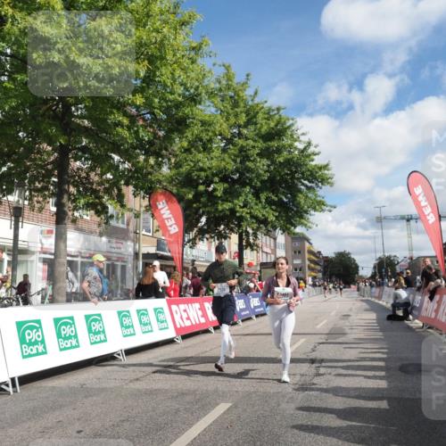 15.09.2024 - PSD Bank Halbmarathon Miley Keyser http://msf.ph/oto/7068570 15.09.2024 12:20:30 Ziel 1284, 2525, 2543, 3231, 3483 meine-sportfotos.de