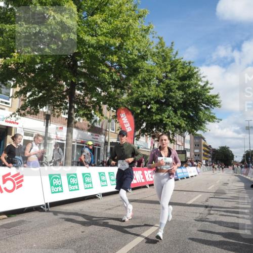 15.09.2024 - PSD Bank Halbmarathon Miley Keyser http://msf.ph/oto/7068595 15.09.2024 12:20:30 Ziel 1284, 2525, 2543, 3231, 3483 meine-sportfotos.de