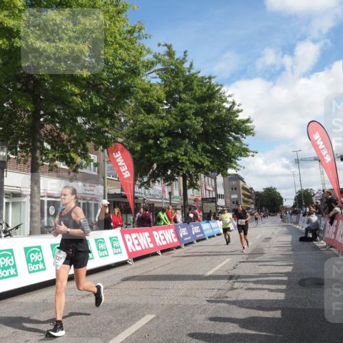 15.09.2024 - PSD Bank Halbmarathon Miley Keyser http://msf.ph/oto/7068614 15.09.2024 12:20:43 Ziel 2128, 2325, 2957, 3032 meine-sportfotos.de