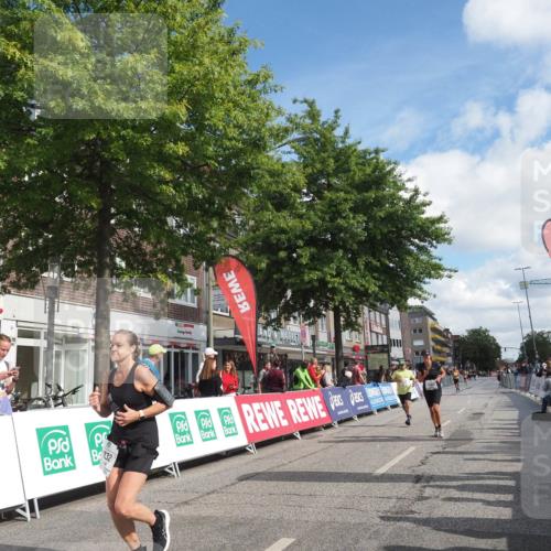 15.09.2024 - PSD Bank Halbmarathon Miley Keyser http://msf.ph/oto/7068619 15.09.2024 12:20:43 Ziel 2128, 2325, 2957, 3032 meine-sportfotos.de