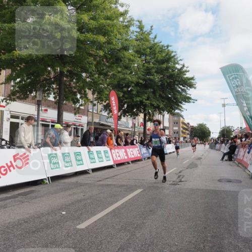 15.09.2024 - PSD Bank Halbmarathon Miley Keyser http://msf.ph/oto/7068621 15.09.2024 11:20:22 Ziel 424, 598, 619, 647, 651, 669, 852, 861, 880, 1021, 1068 meine-sportfotos.de