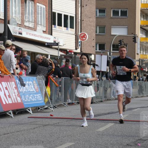 15.09.2024 - PSD Bank Halbmarathon Michael Strokosch http://msf.ph/oto/7068624 15.09.2024 12:05:48 Ziel 1684, 2072, 2283, 2407, 2669, 2787, 3042, 3115, 3217 meine-sportfotos.de