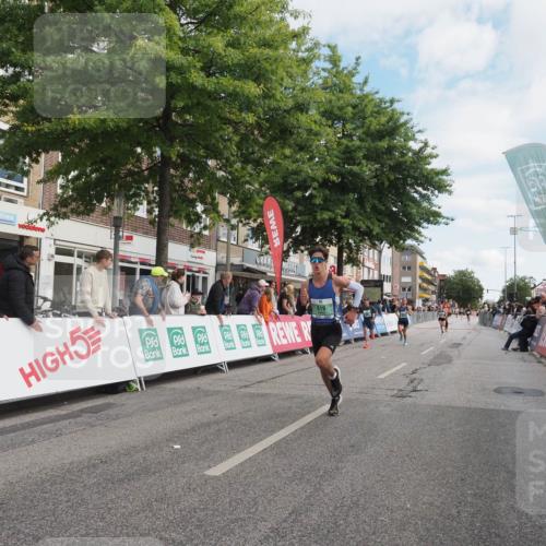 15.09.2024 - PSD Bank Halbmarathon Miley Keyser http://msf.ph/oto/7068625 15.09.2024 11:20:22 Ziel 424, 598, 619, 647, 651, 669, 852, 861, 880, 1021, 1068 meine-sportfotos.de