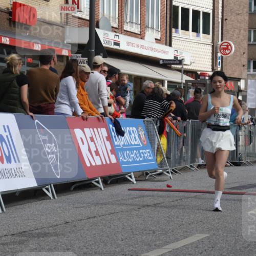 15.09.2024 - PSD Bank Halbmarathon Michael Strokosch http://msf.ph/oto/7068626 15.09.2024 12:05:48 Ziel 1684, 2072, 2283, 2407, 2669, 2787, 3042, 3115, 3217 meine-sportfotos.de