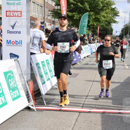 15.09.2024 - PSD Bank Halbmarathon Strokosch-Dieckow http://msf.ph/oto/7068636 15.09.2024 12:31:12 Ziel 2152, 2261, 2347, 3134, 3211, 3279, 3312, 3352 meine-sportfotos.de