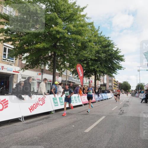 15.09.2024 - PSD Bank Halbmarathon Miley Keyser http://msf.ph/oto/7068641 15.09.2024 11:20:25 Ziel 424, 598, 618, 619, 647, 649, 651, 669, 852, 861, 880, 1021, 1068 meine-sportfotos.de