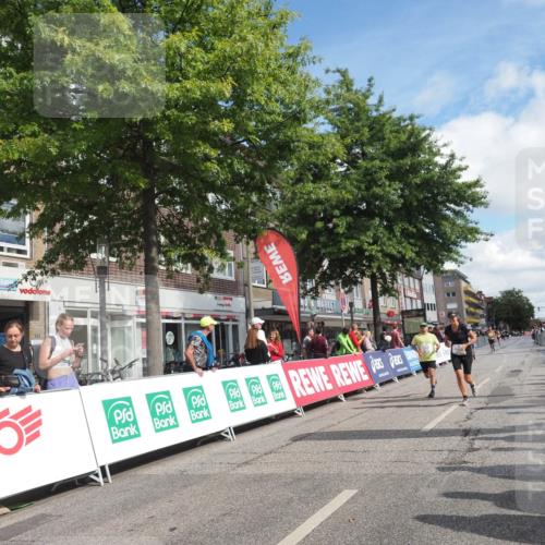 15.09.2024 - PSD Bank Halbmarathon Miley Keyser http://msf.ph/oto/7068643 15.09.2024 12:20:43 Ziel 2128, 2325, 2957, 3032 meine-sportfotos.de