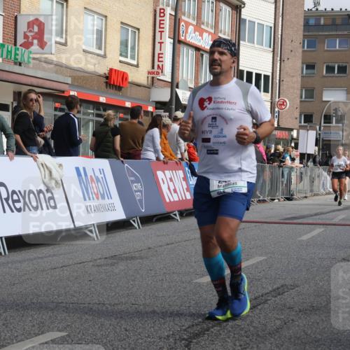 15.09.2024 - PSD Bank Halbmarathon Michael Strokosch http://msf.ph/oto/7068658 15.09.2024 12:05:52 Ziel 1518, 1607, 1684, 1821, 2072, 2283, 2407, 2669, 2787, 2804, 3042, 3115, 3217, 3535 meine-sportfotos.de