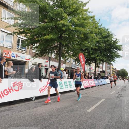 15.09.2024 - PSD Bank Halbmarathon Miley Keyser http://msf.ph/oto/7068659 15.09.2024 11:20:25 Ziel 424, 598, 618, 619, 647, 649, 651, 669, 852, 861, 880, 1021, 1068 meine-sportfotos.de