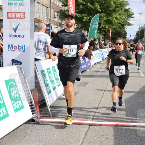 15.09.2024 - PSD Bank Halbmarathon Strokosch-Dieckow http://msf.ph/oto/7068669 15.09.2024 12:31:12 Ziel 2152, 2261, 2347, 3134, 3211, 3279, 3312, 3352 meine-sportfotos.de