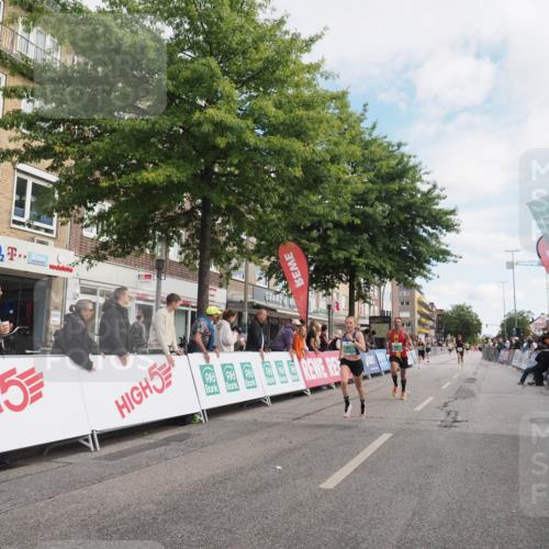 15.09.2024 - PSD Bank Halbmarathon Miley Keyser http://msf.ph/oto/7068673 15.09.2024 11:20:27 Ziel 424, 598, 618, 619, 647, 649, 651, 669, 852, 861, 880, 898, 1021, 1068 meine-sportfotos.de